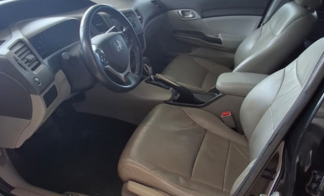Honda Civic Sedan LXS 1.8/1.8 Flex 16V Aut. 4p 2013 Flex-11