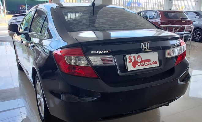 Honda Civic Sedan LXS 1.8/1.8 Flex 16V Aut. 4p 2013 Flex-2