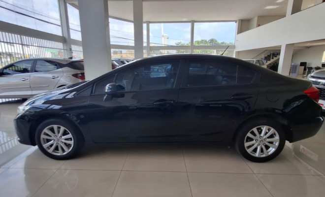Honda Civic Sedan LXS 1.8/1.8 Flex 16V Aut. 4p 2013 Flex-6