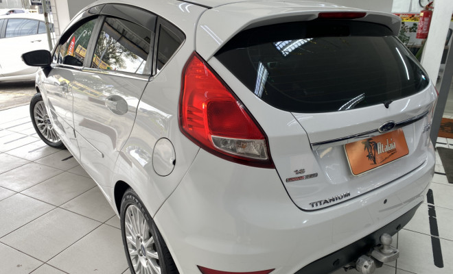 Ford Fiesta TIT./TIT.Plus 1.6 Aut 2014-2