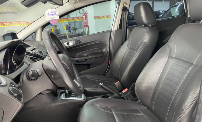 Ford Fiesta TIT./TIT.Plus 1.6 Aut 2014-8