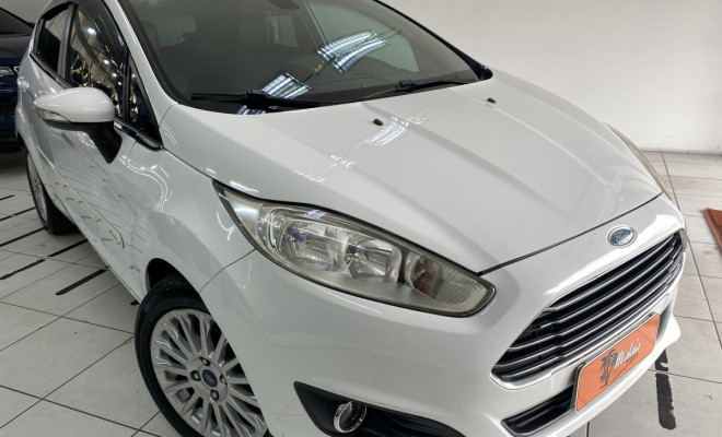 Ford Fiesta TIT./TIT.Plus 1.6 Aut 2014-1