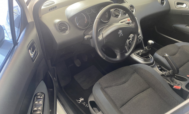 Peugeot 408 Sedan Allure 2.0 Mec 2013-3