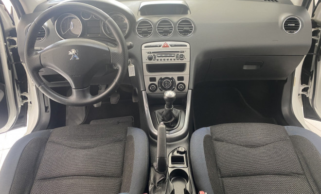 Peugeot 408 Sedan Allure 2.0 Mec 2013-4