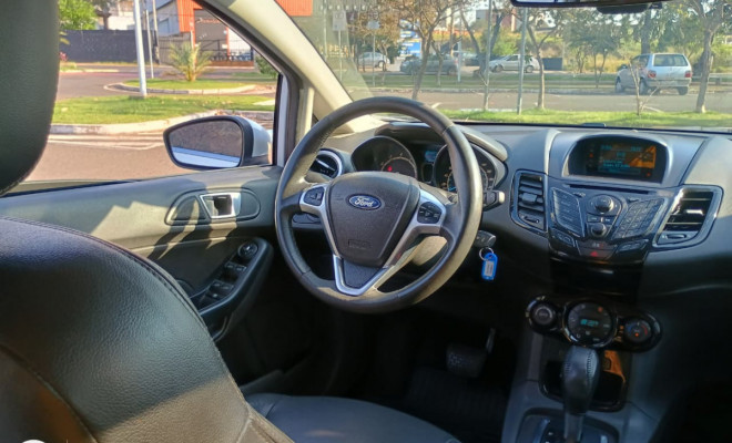 Ford Fiesta TIT./TIT.Plus 1.6 16V Flex Aut. 2014 Flex-7