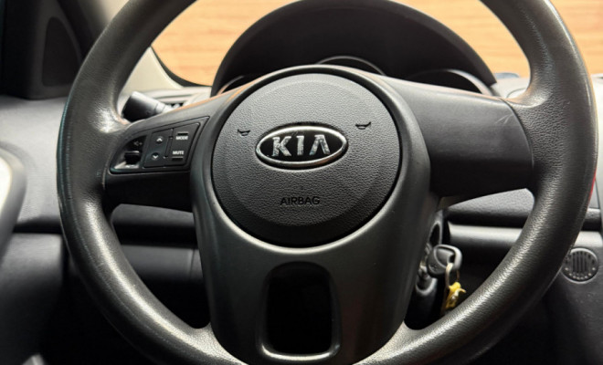 Kia Motors Cerato 1.6 16V Mec. 2011 Gasolina-6