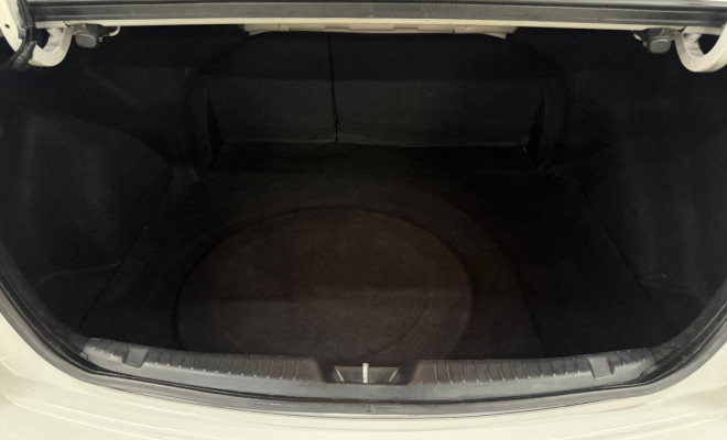 Kia Motors Cerato 1.6 16V Mec. 2011 Gasolina-14