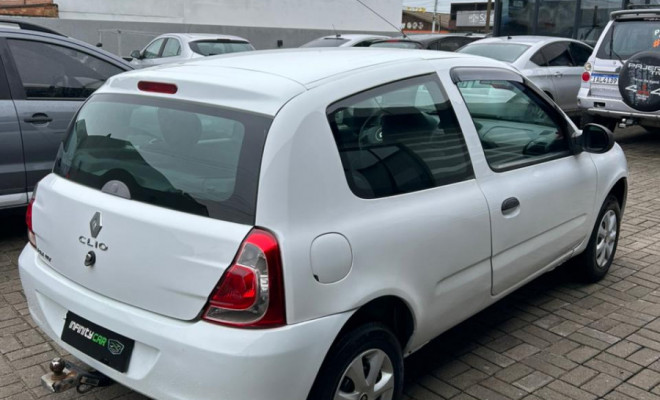 Renault Clio Authentique 1.0/1.0 Hi-Power 16V 3p 2016 Flex-3