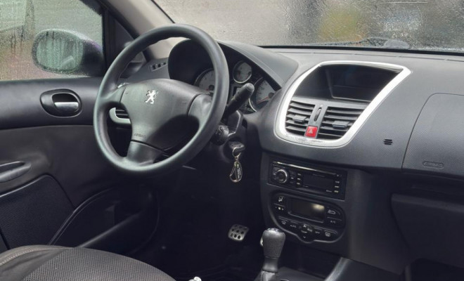 Peugeot 207 Sedan Passion XS 1.6 Flex 16V 4p 2013 Flex-4