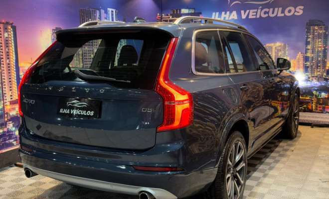 Volvo XC 90 D-5 MOMENTUM 2.0 235cv Diesel 5p 2018 Diesel-2
