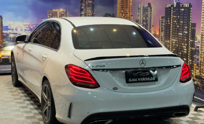 Mercedes-Benz C-250 Sport 2.0 16V 211cv Aut. 2015 Gasolina-1