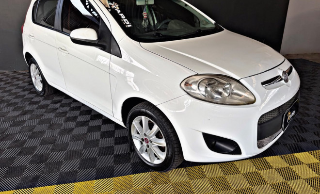 Fiat Palio ATTRA./ITÁLIA 1.4 EVO F.Flex 8V 5p 2013 Flex