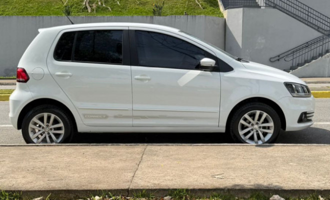 VW - VolksWagen Fox Connect 1.6 Flex 8V 5p 2018 Flex-4