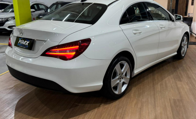 Mercedes-Benz CLA-180 1.6 16V 122cv Aut. 2018 Gasolina-6