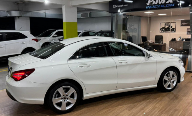 Mercedes-Benz CLA-180 1.6 16V 122cv Aut. 2018 Gasolina-7