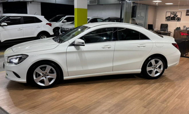 Mercedes-Benz CLA-180 1.6 16V 122cv Aut. 2018 Gasolina-8