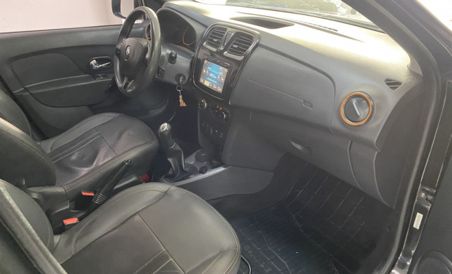 Renault SANDERO STEPWAY Hi-Power 1.6 2015-7