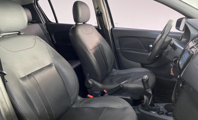 Renault SANDERO STEPWAY Hi-Power 1.6 2015-9