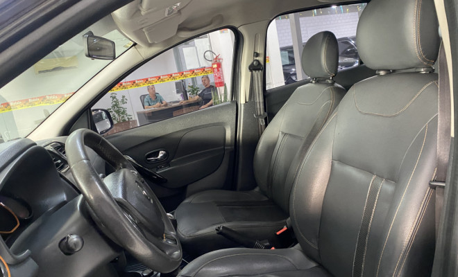 Renault SANDERO STEPWAY Hi-Power 1.6 2015-8