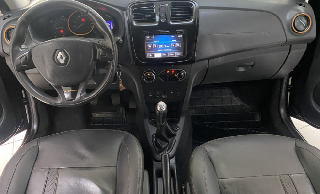 Renault SANDERO STEPWAY Hi-Power 1.6 2015-6