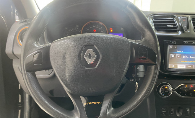 Renault SANDERO STEPWAY Hi-Power 1.6 2015-12