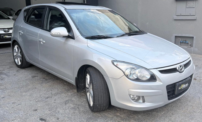Hyundai i30 2.0 16V 145cv 5p Aut. 2011 Gasolina-11
