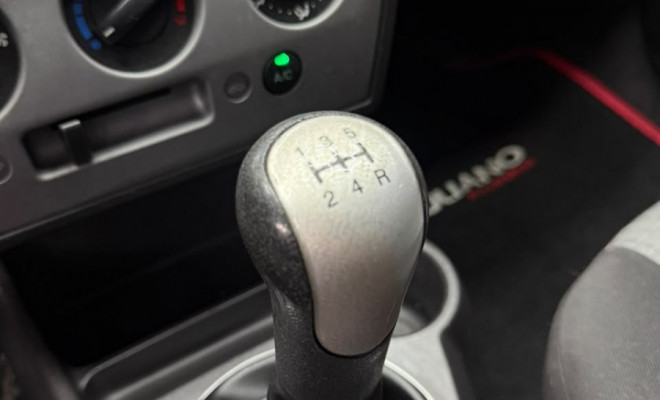 Ford Fiesta Sed. 1.6 8V Flex 4p 2011 Flex-9