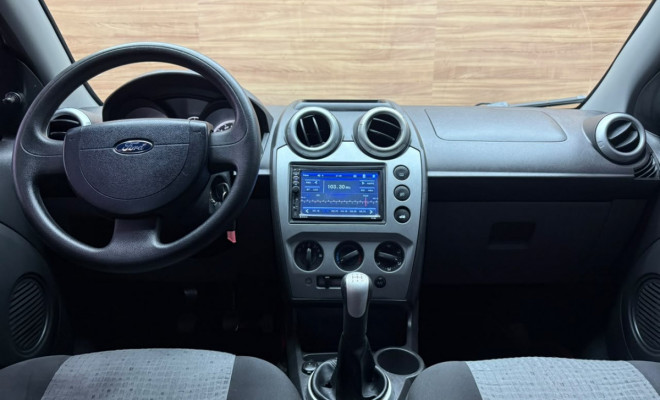 Ford Fiesta Sed. 1.6 8V Flex 4p 2011 Flex-4
