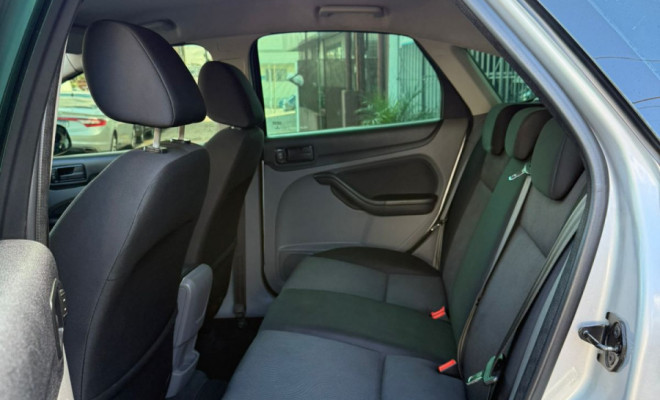 Ford Focus 2.0 16V/SE/SE Plus Flex 5p Aut. 2013 Flex-8