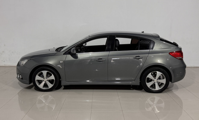 GM - Chevrolet CRUZE LT 1.8 16V FlexPower 4p Mec. 2014 Flex-2