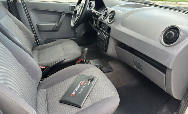 VW Gol TREND 1.0 Total Flex - 2014-7