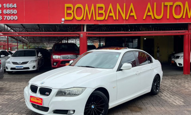 BMW 320iA 2010 Gasolina