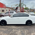 BMW 320iA 2010 Gasolina-0