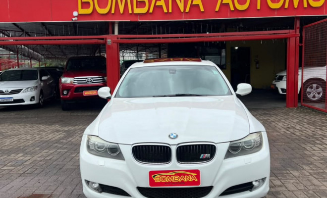 BMW 320iA 2010 Gasolina-6