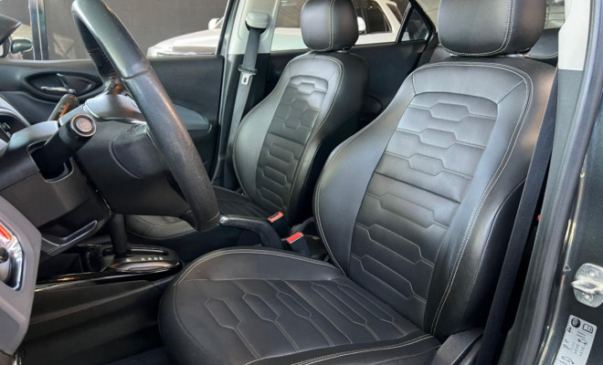 GM - Chevrolet ONIX HATCH LTZ 1.4 8V FlexPower 5p Aut. 2019 Flex-7