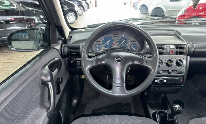 GM - Chevrolet Corsa Sed.Wind 1.0/Millenium/Classic VHC 2004 Gasolina-7