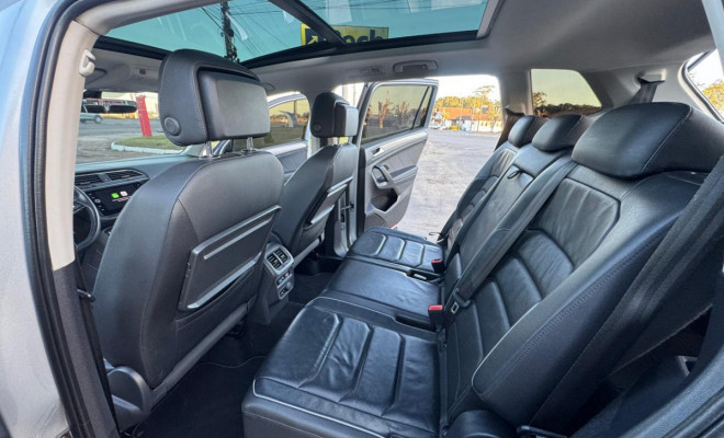 VW - VolksWagen TIGUAN Allspac Comf 250 TSI 1.4 Flex 2019 Flex-9