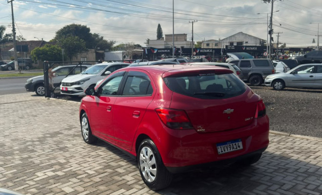 GM - Chevrolet ONIX HATCH LT 1.4 8V FlexPower 5p Mec. 2015 Flex-2