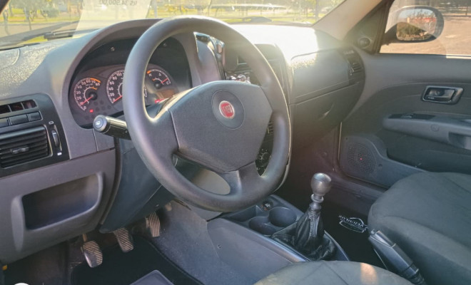 Fiat Siena EL Celeb. 1.0 mpi Fire Flex 8V 4p 2012 Flex-4