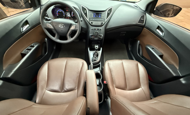 Hyundai HB20 C.Plus 1.6 Flex 16V Aut. 2016-4