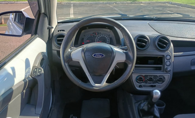 Ford Ka 1.0 8V/1.0 8V ST Flex 3p 2011 Flex-8