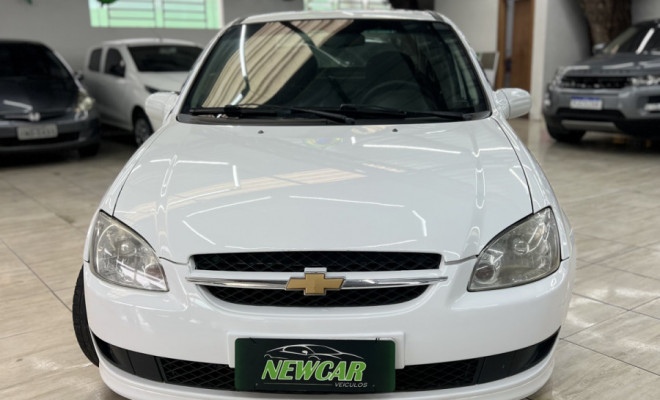 GM - Chevrolet Classic Life/LS 1.0 VHC FlexP. 4p 2013 Flex