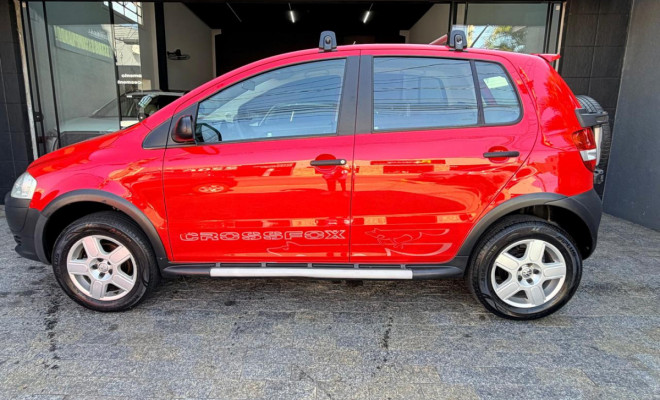 VW - VolksWagen CROSSFOX 1.6 Mi Total Flex 8V 5p 2008 Flex-0
