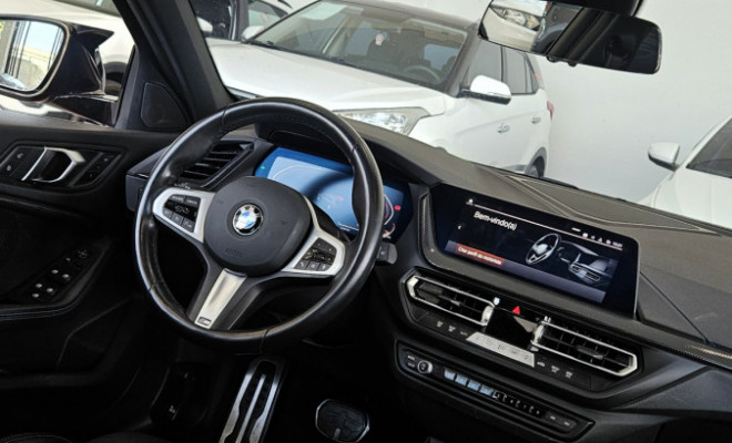 BMW 118i M Sport 1.5 TB 12V Aut. 5p 2024 Gasolina-5