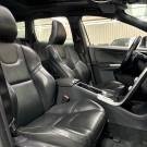 Volvo XC 60 R-DESIGN 3.0 304cv AWD 5p 2015 Gasolina-11