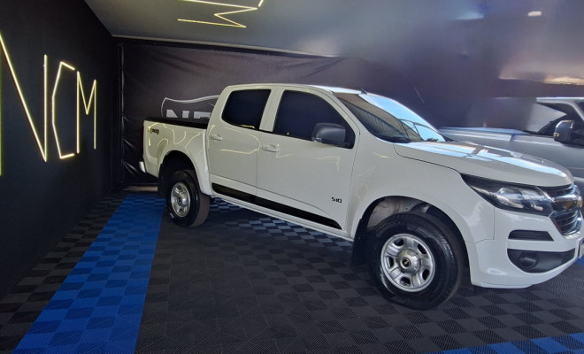 GM - Chevrolet S10 Pick-Up LS 2.8 TDI 4x4 CD Dies. Mec. 2018 Diesel