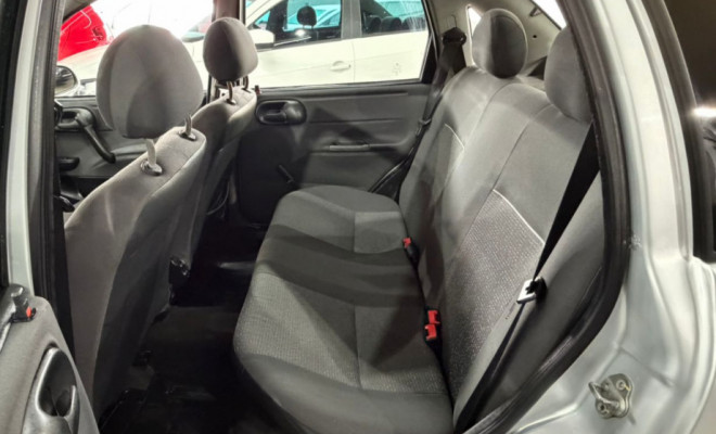 GM - Chevrolet Classic Life/LS 1.0 VHC FlexP. 4p 2015 Flex-10