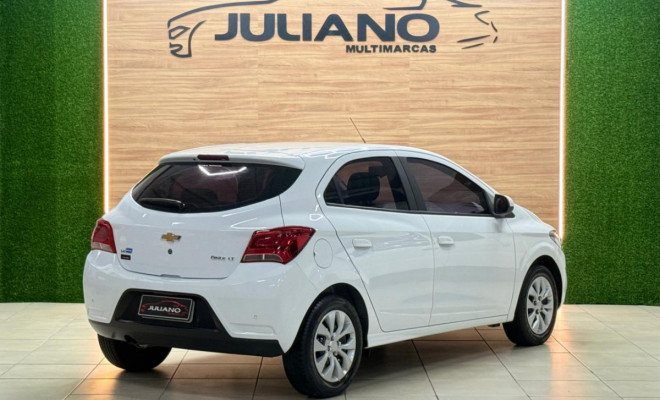 GM - Chevrolet ONIX HATCH LT 1.4 8V FlexPower 5p Mec. 2017-1