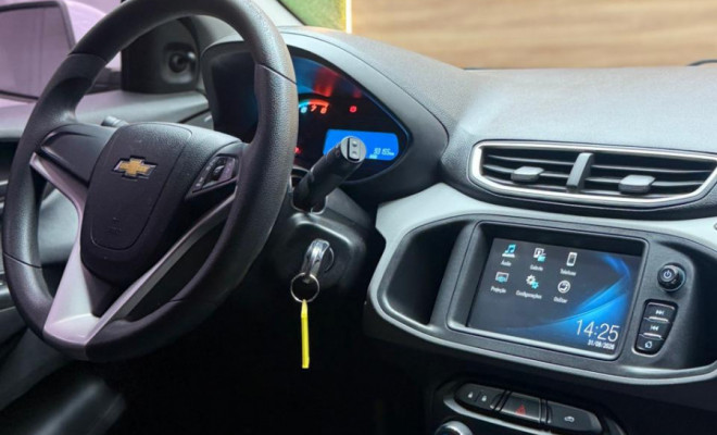 GM - Chevrolet ONIX HATCH LT 1.4 8V FlexPower 5p Mec. 2017-7