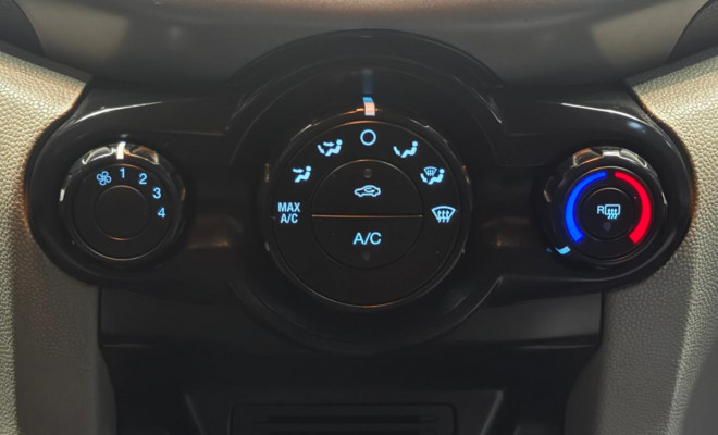 Ford EcoSport SE 1.6 16V Flex 5p Mec. 2014-9